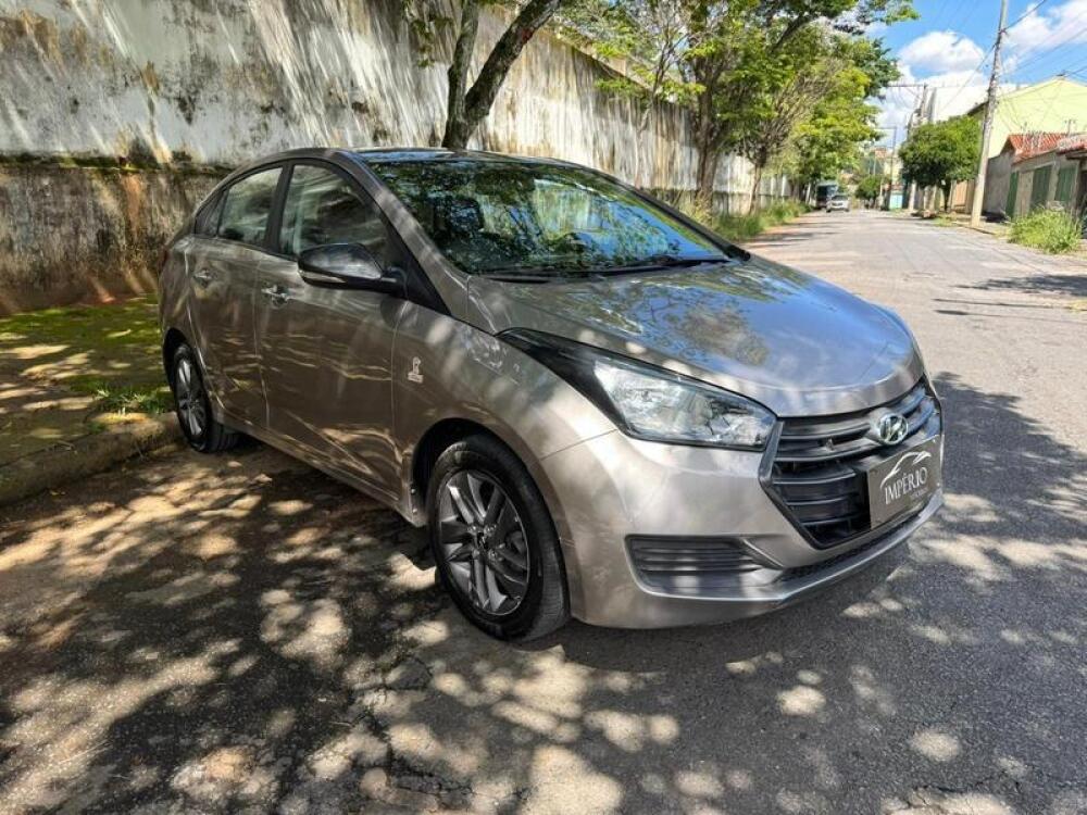 Hyundai HB20 S