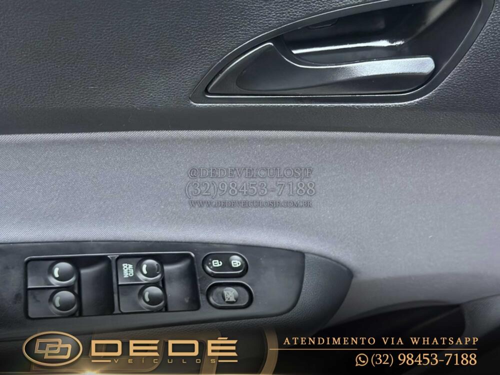 Hyundai HB20 S