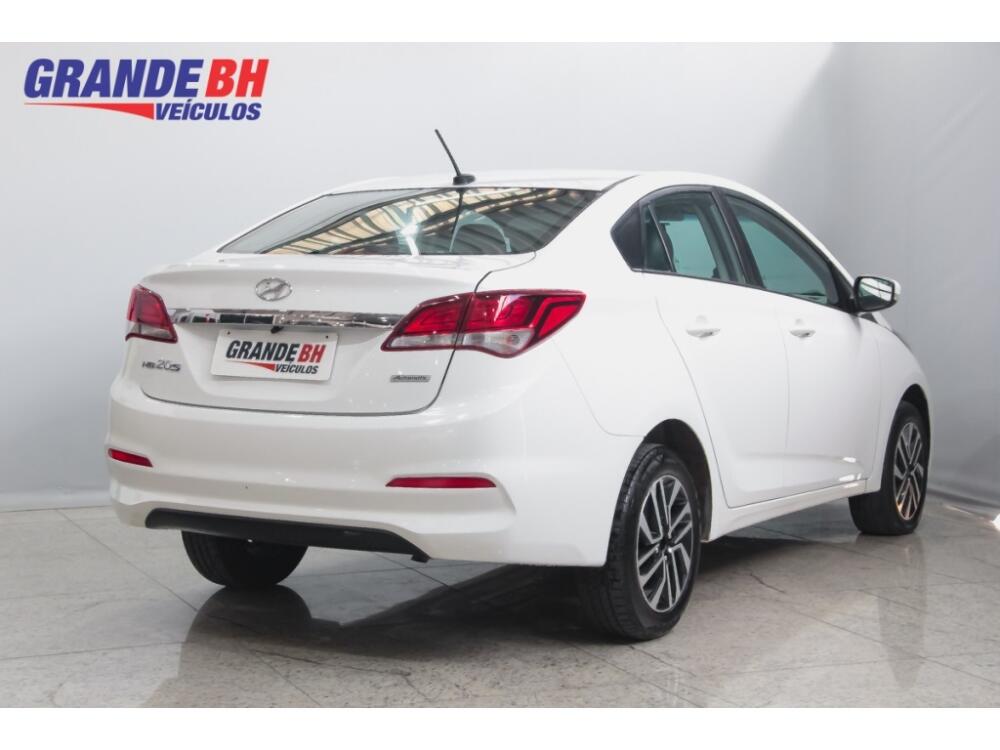 Hyundai HB20 S