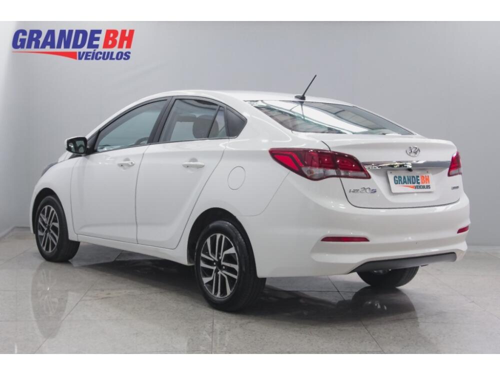 Hyundai HB20 S