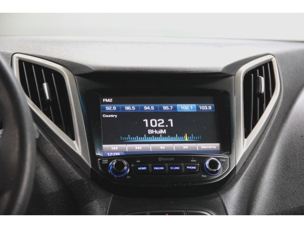 Hyundai HB20 S