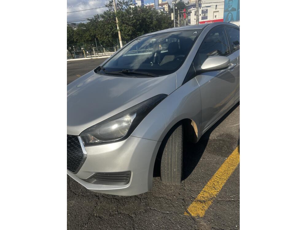 Hyundai HB20 S