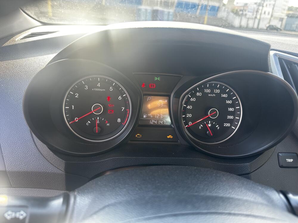 Hyundai HB20 S