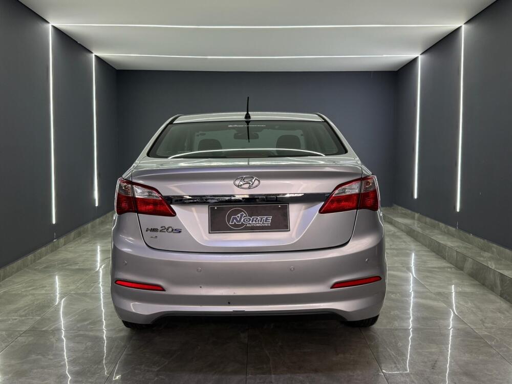 Hyundai HB20 S