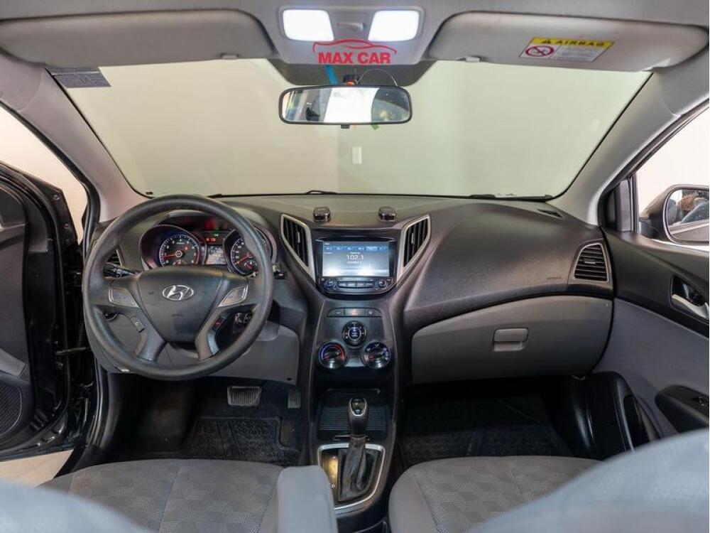 Hyundai HB20 S