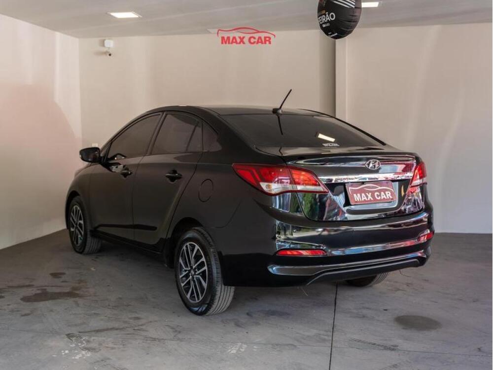 Hyundai HB20 S
