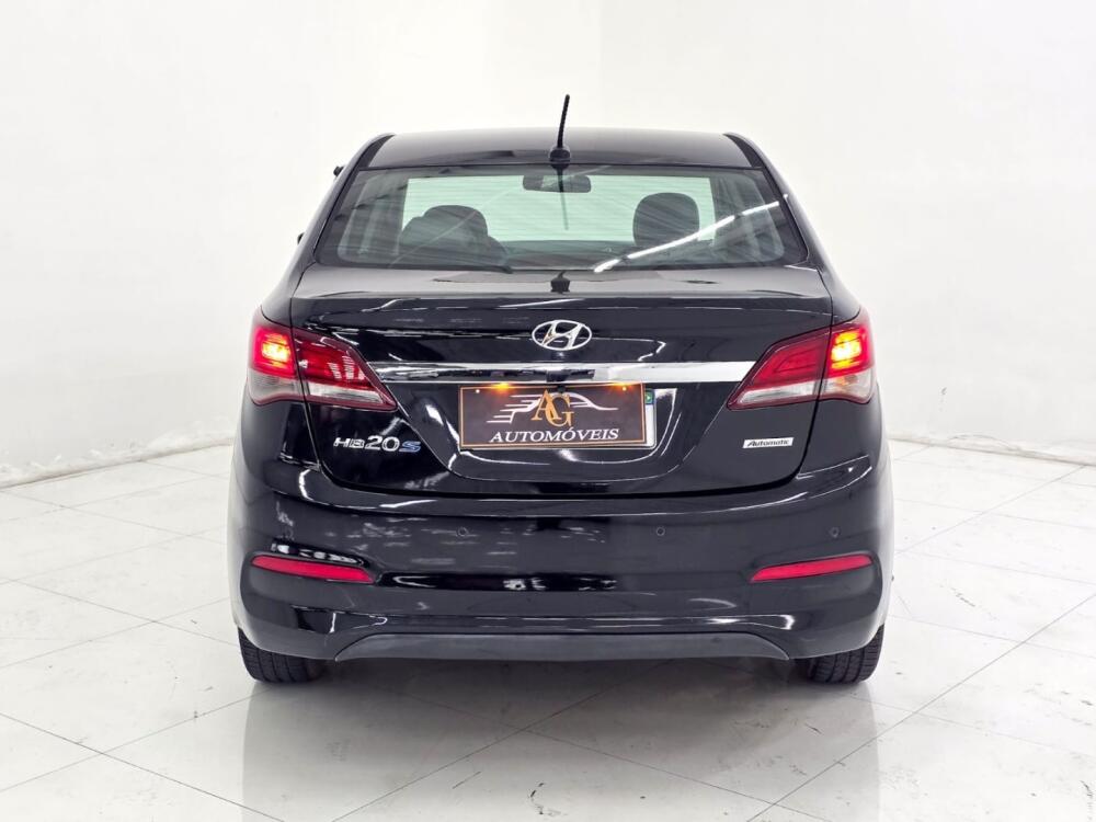 Hyundai HB20 S