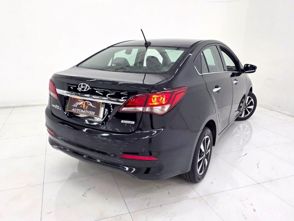 Hyundai HB20 S