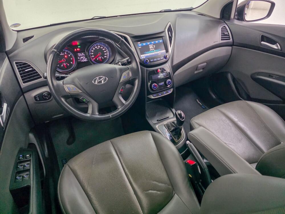 Hyundai HB20 S