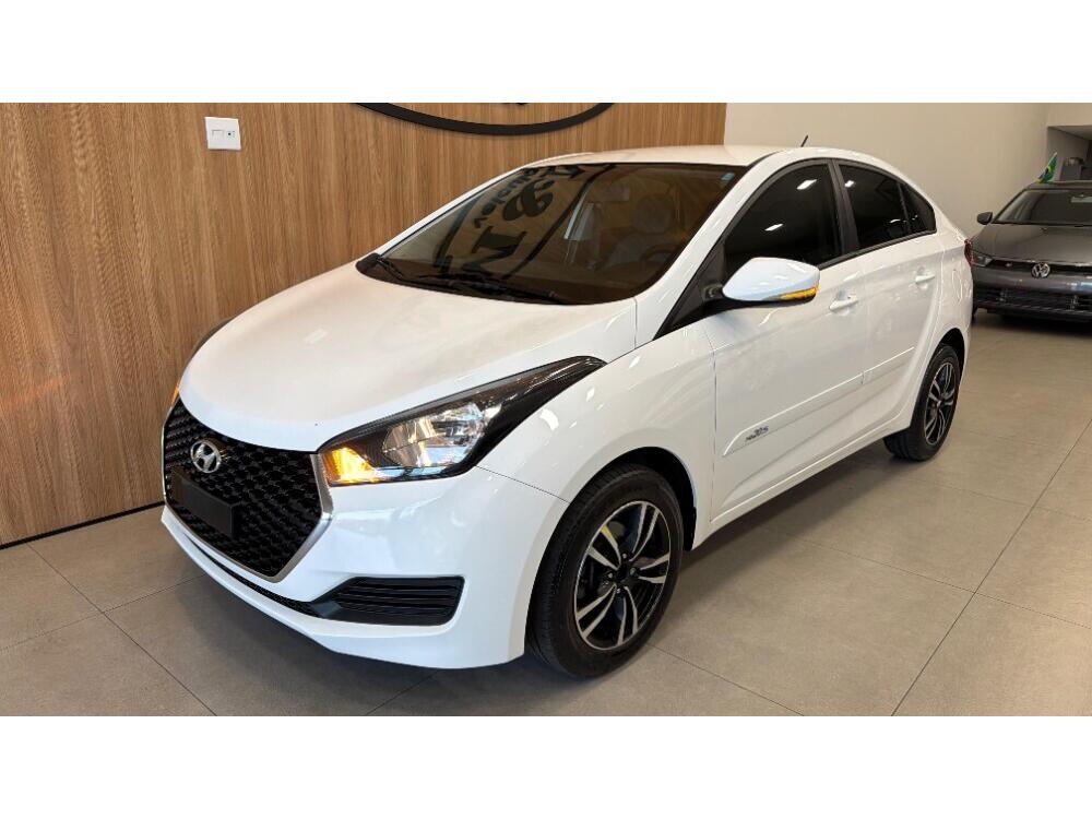 Hyundai HB20 S