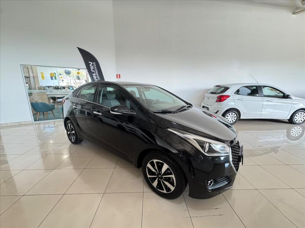 Hyundai HB20 S
