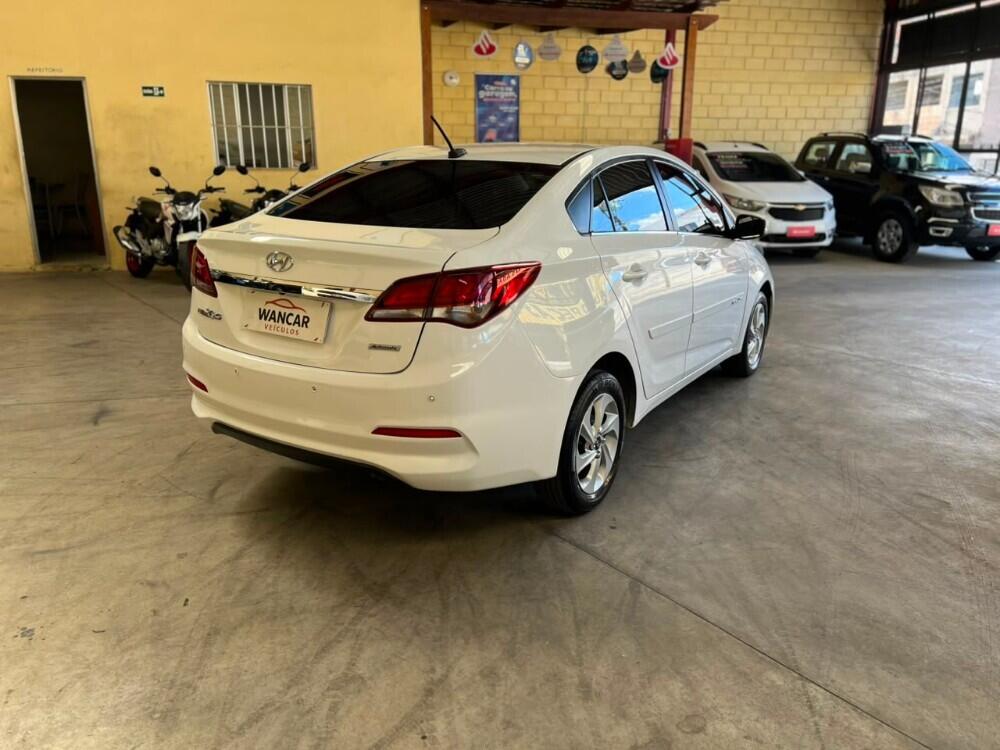 Hyundai HB20 S