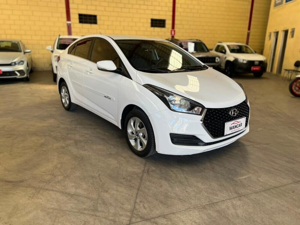 Hyundai HB20 S