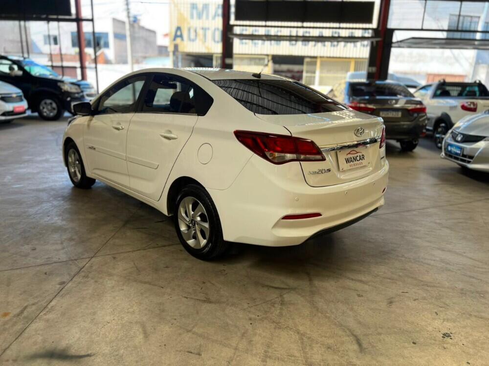 Hyundai HB20 S