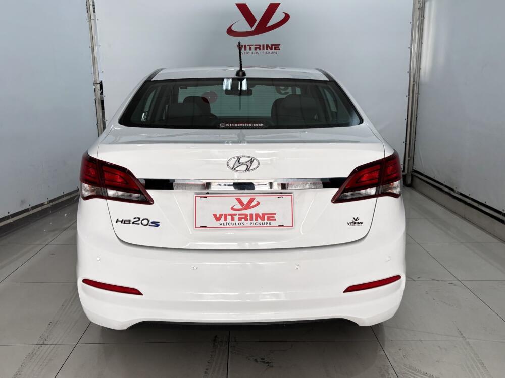 Hyundai HB20 S