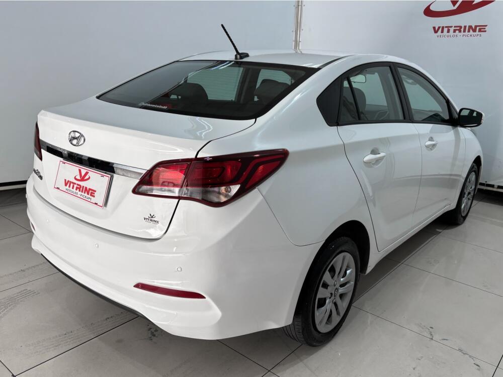Hyundai HB20 S