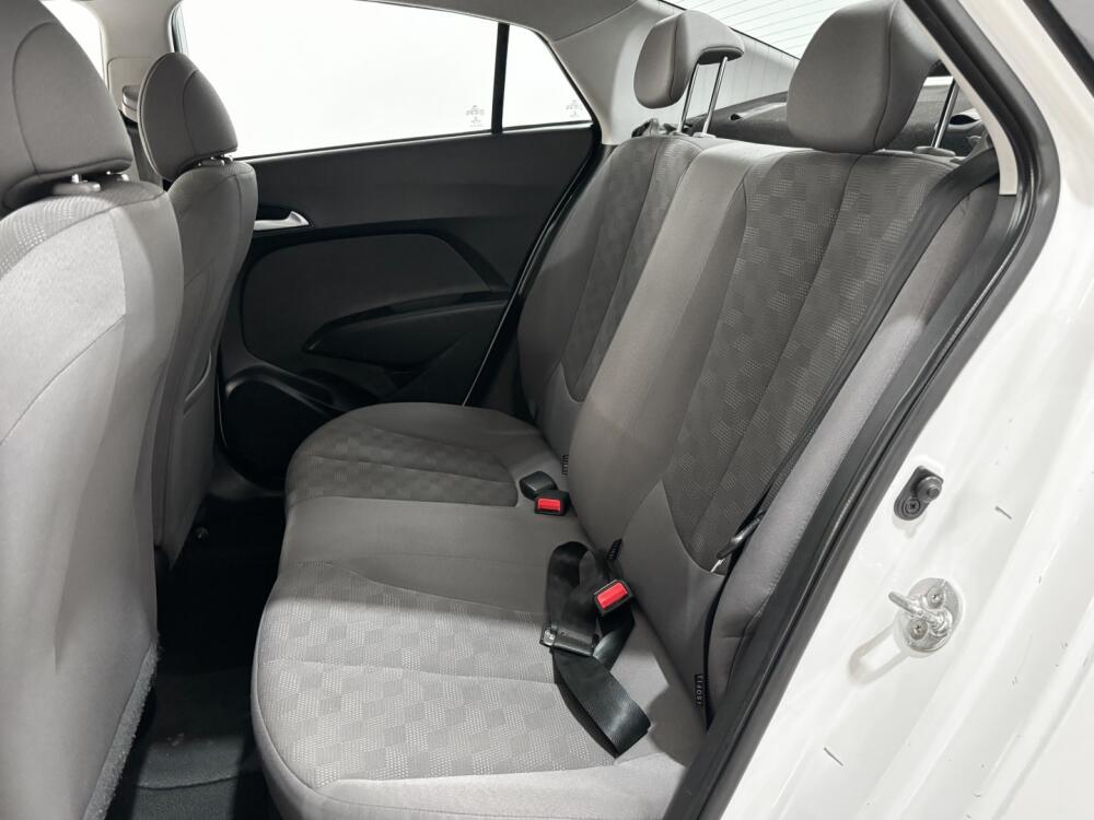 Hyundai HB20 S