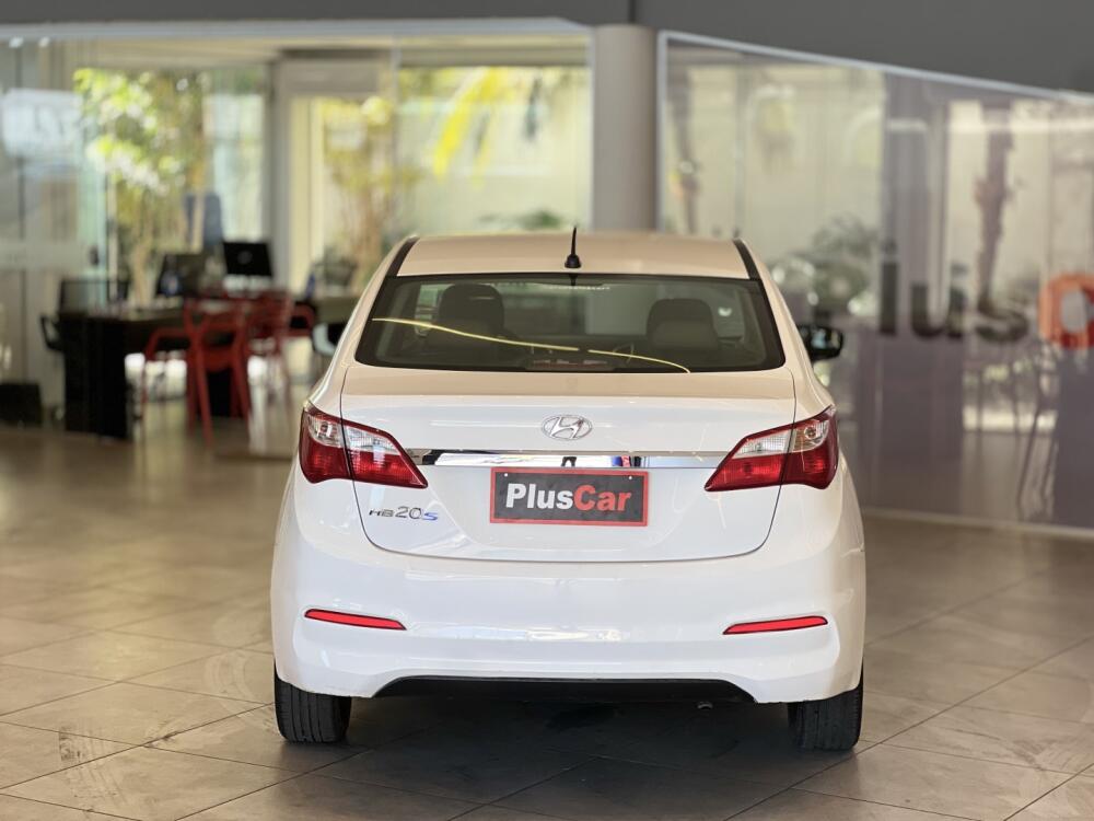 Hyundai HB20 S