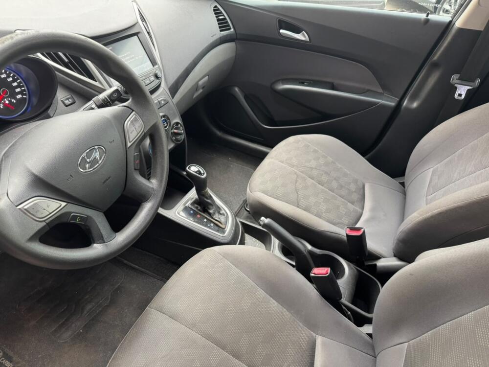 Hyundai HB20 S
