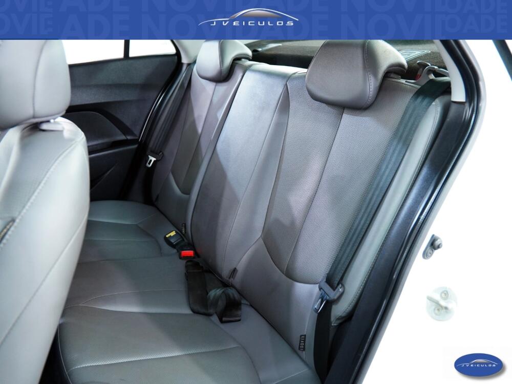 Hyundai HB20 S
