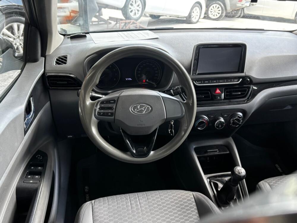 Hyundai HB20 S