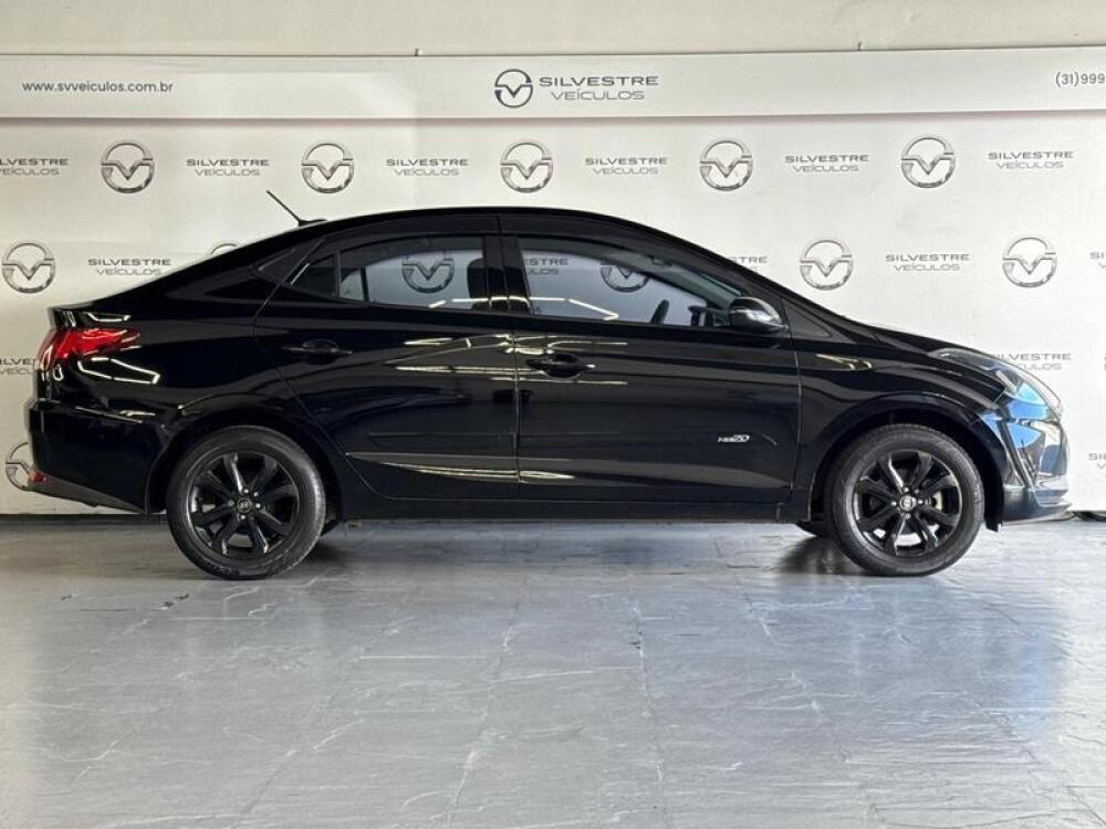 Hyundai HB20 S