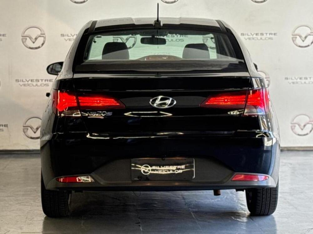 Hyundai HB20 S