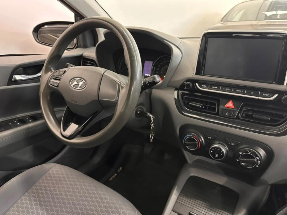 Hyundai HB20 S