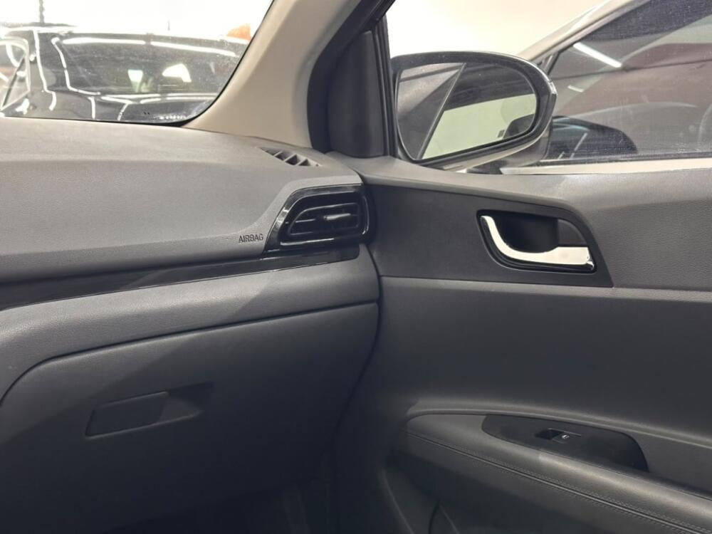 Hyundai HB20 S