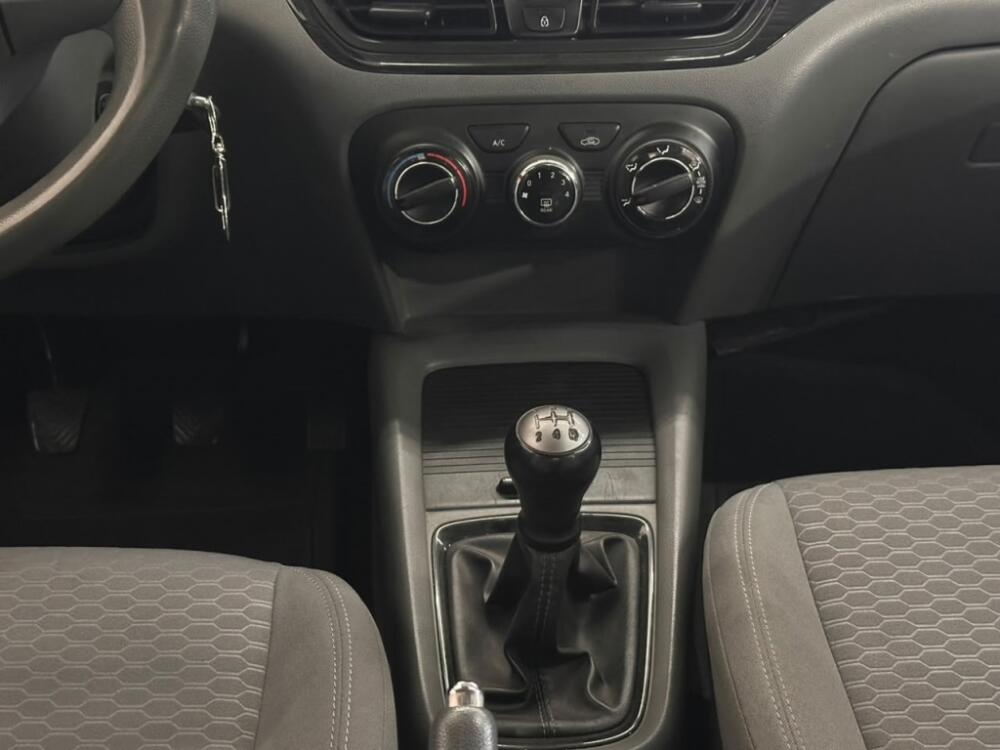 Hyundai HB20 S