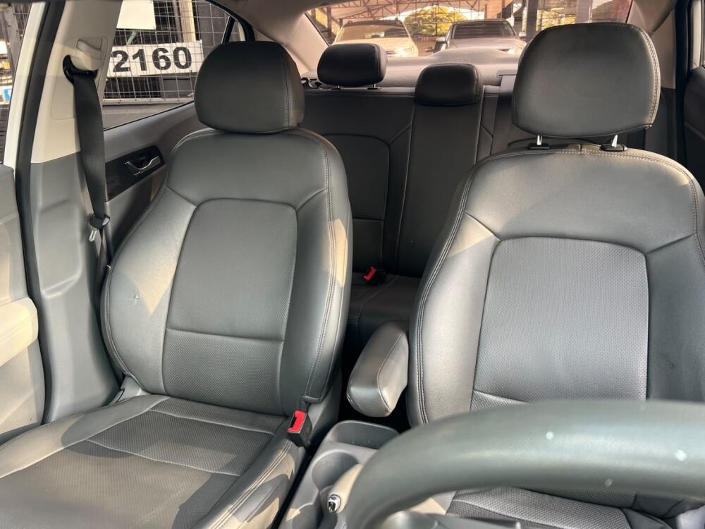 Hyundai HB20 S