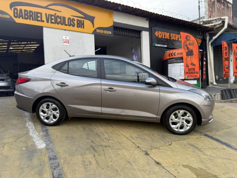 Hyundai HB20 S