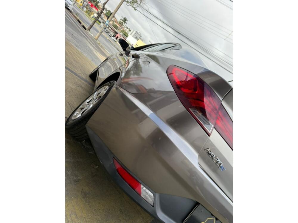 Hyundai HB20 S
