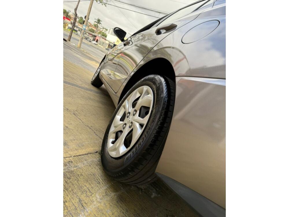 Hyundai HB20 S