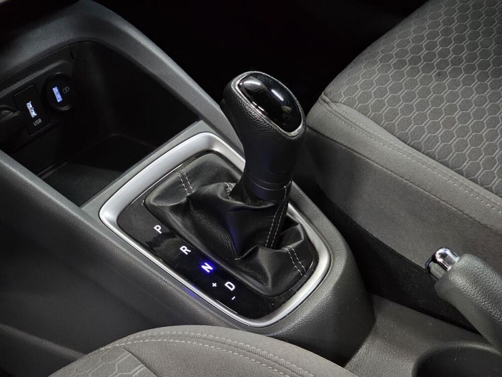 Hyundai HB20 S