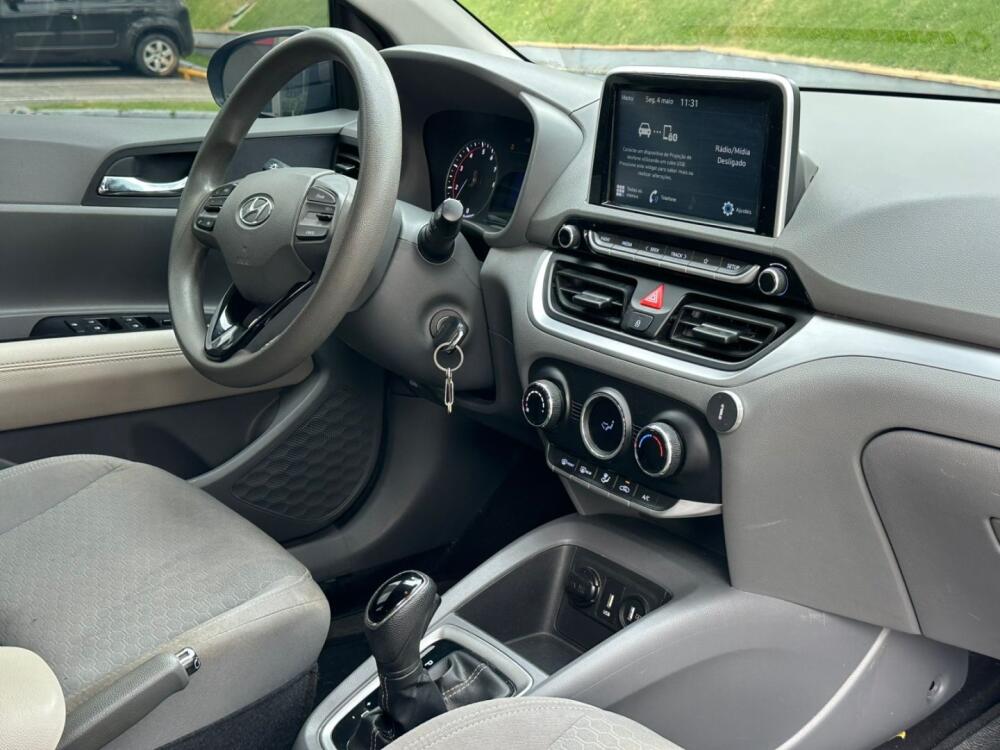 Hyundai HB20 S