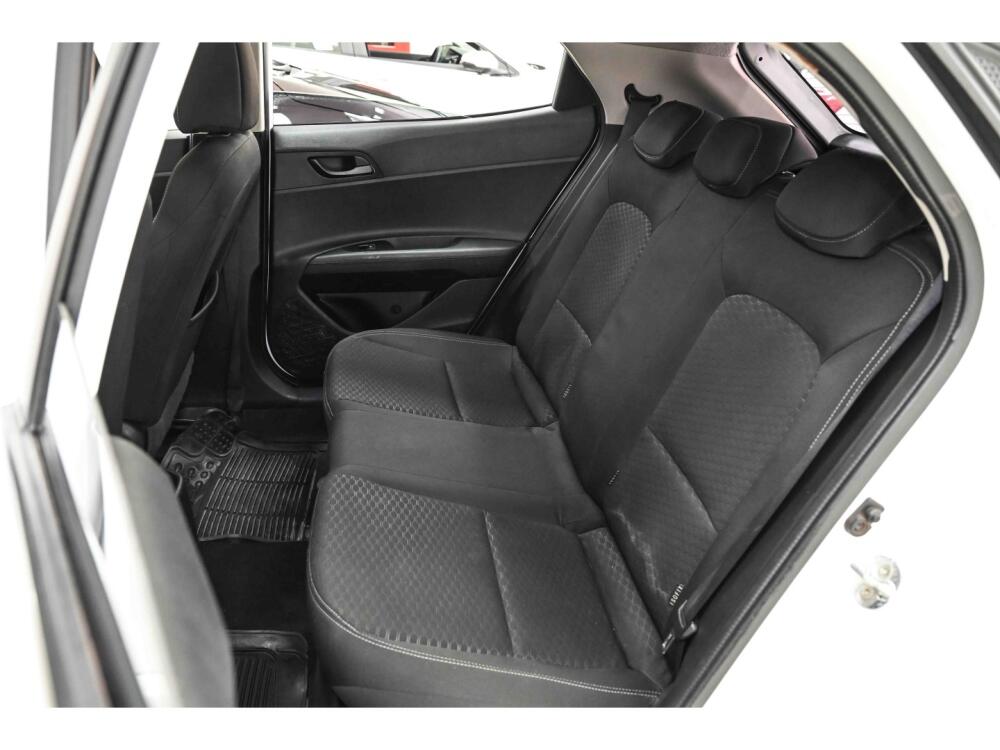 Hyundai HB20 S
