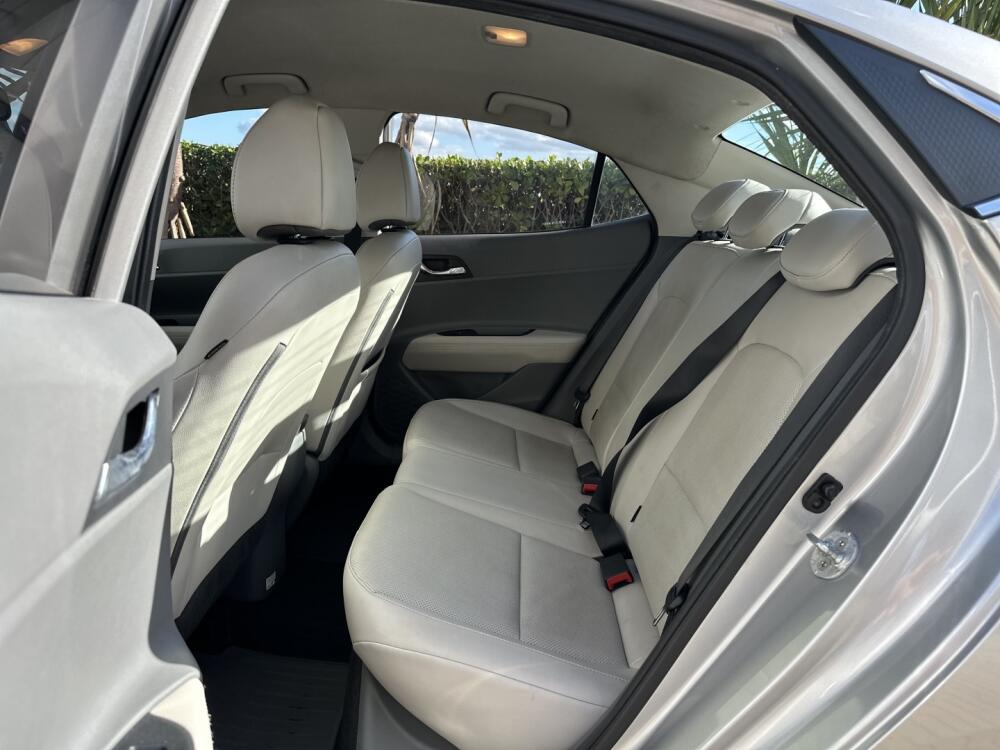 Hyundai HB20 S