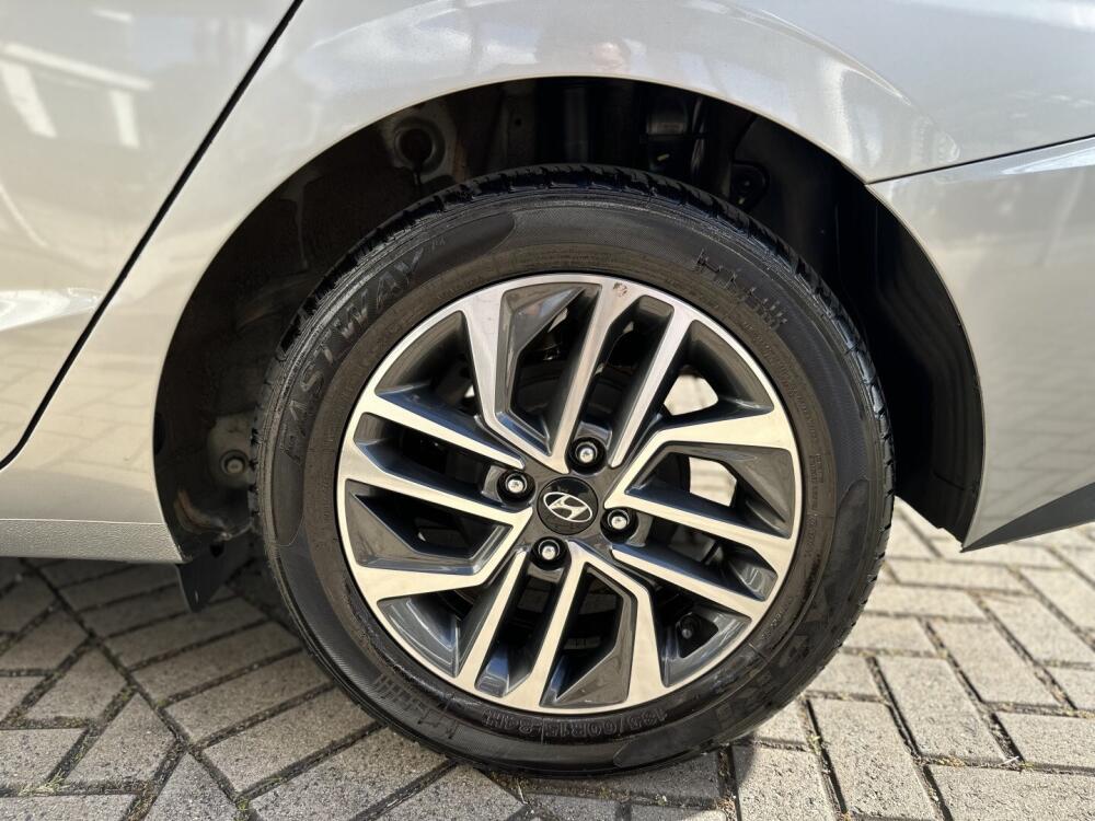 Hyundai HB20 S