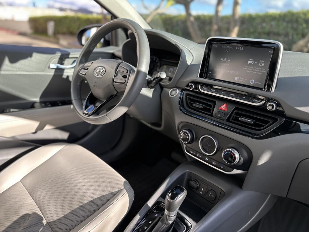 Hyundai HB20 S