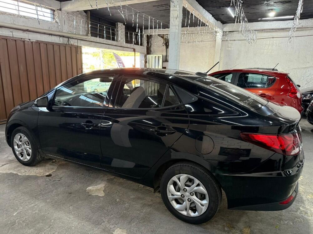 Hyundai HB20 S