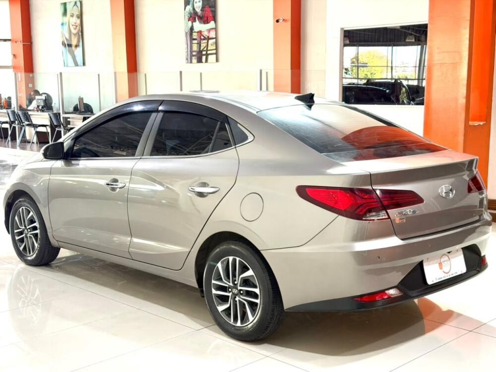 Hyundai HB20 S