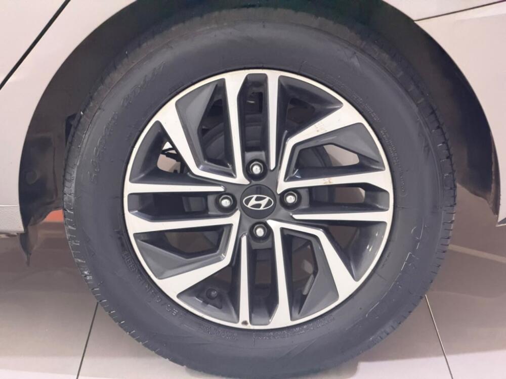 Hyundai HB20 S