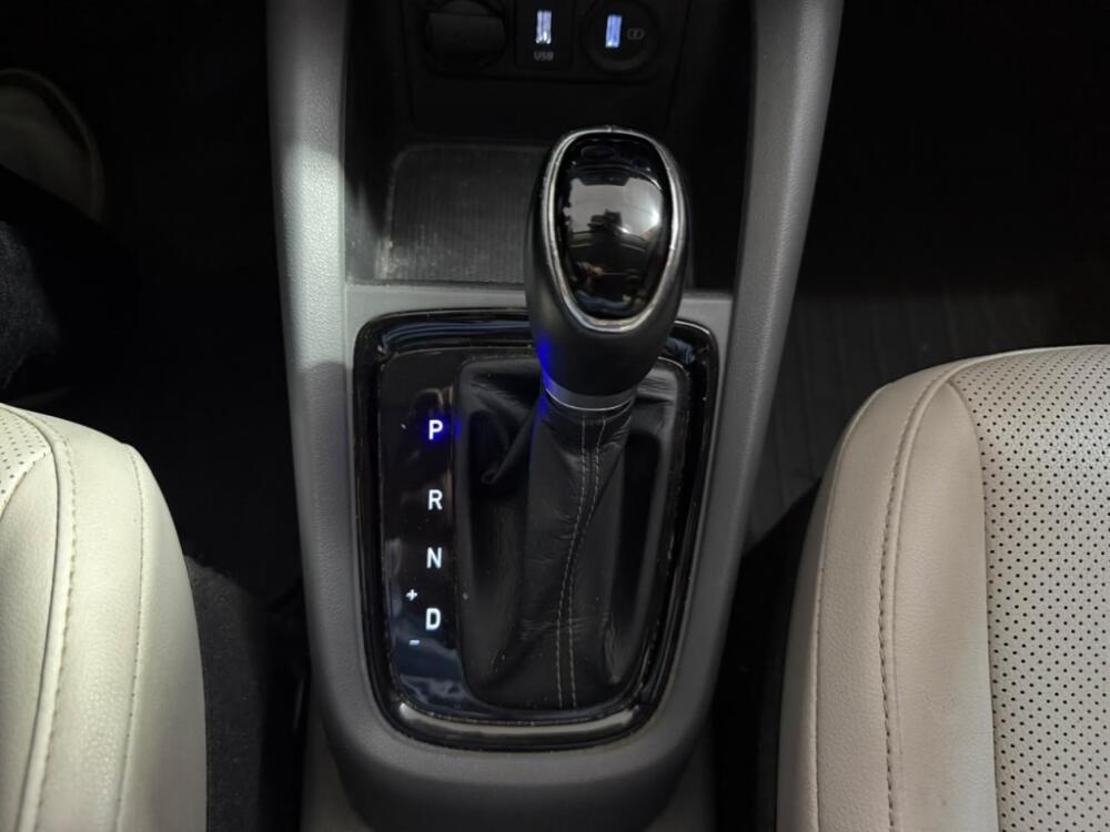 Hyundai HB20 S
