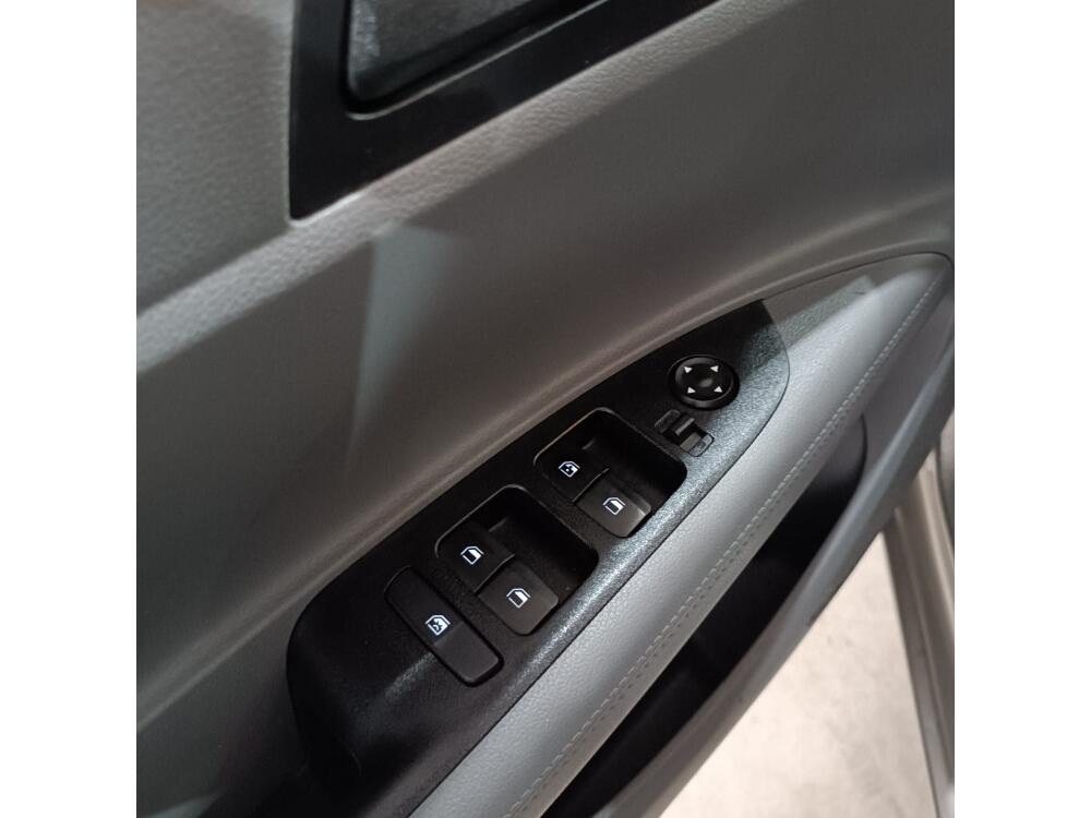 Hyundai HB20 S