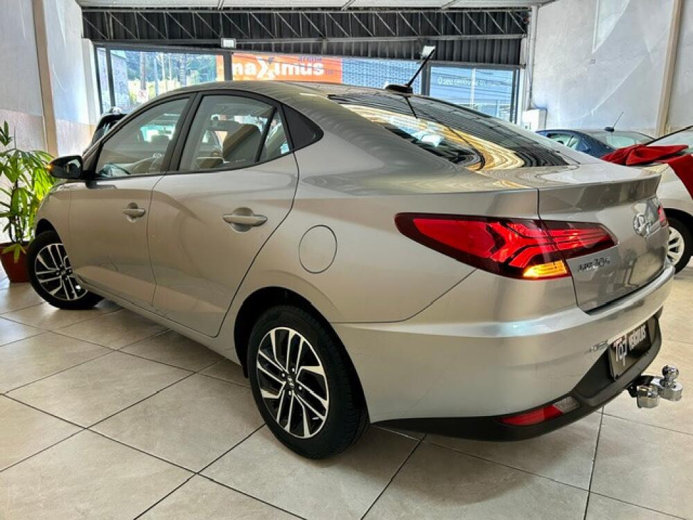Hyundai HB20 S
