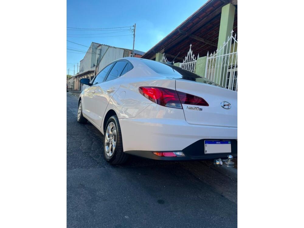 Hyundai HB20 S