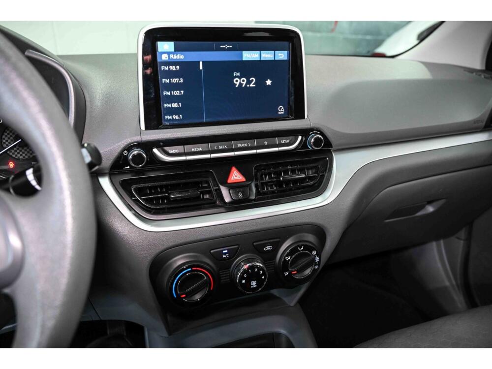 Hyundai HB20 S