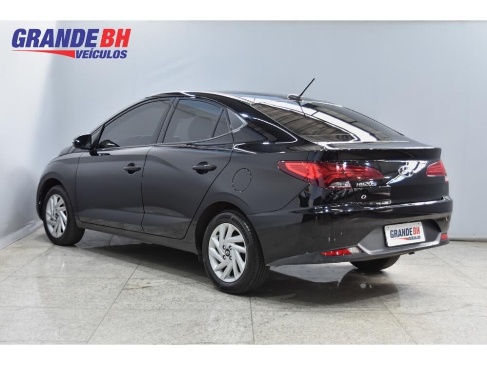Hyundai HB20 S