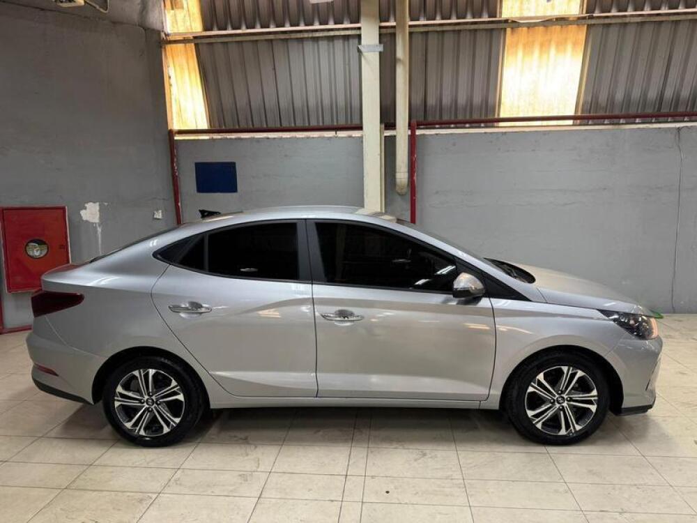 Hyundai HB20 S